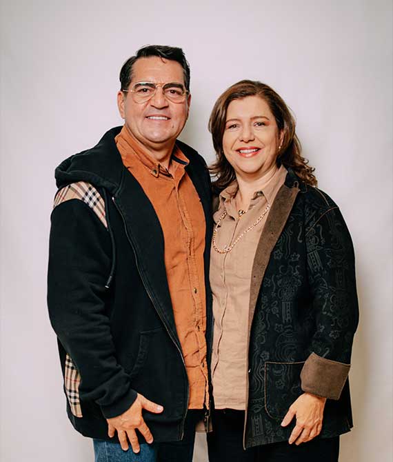 Pst. Jorge y Lina Zuluaga